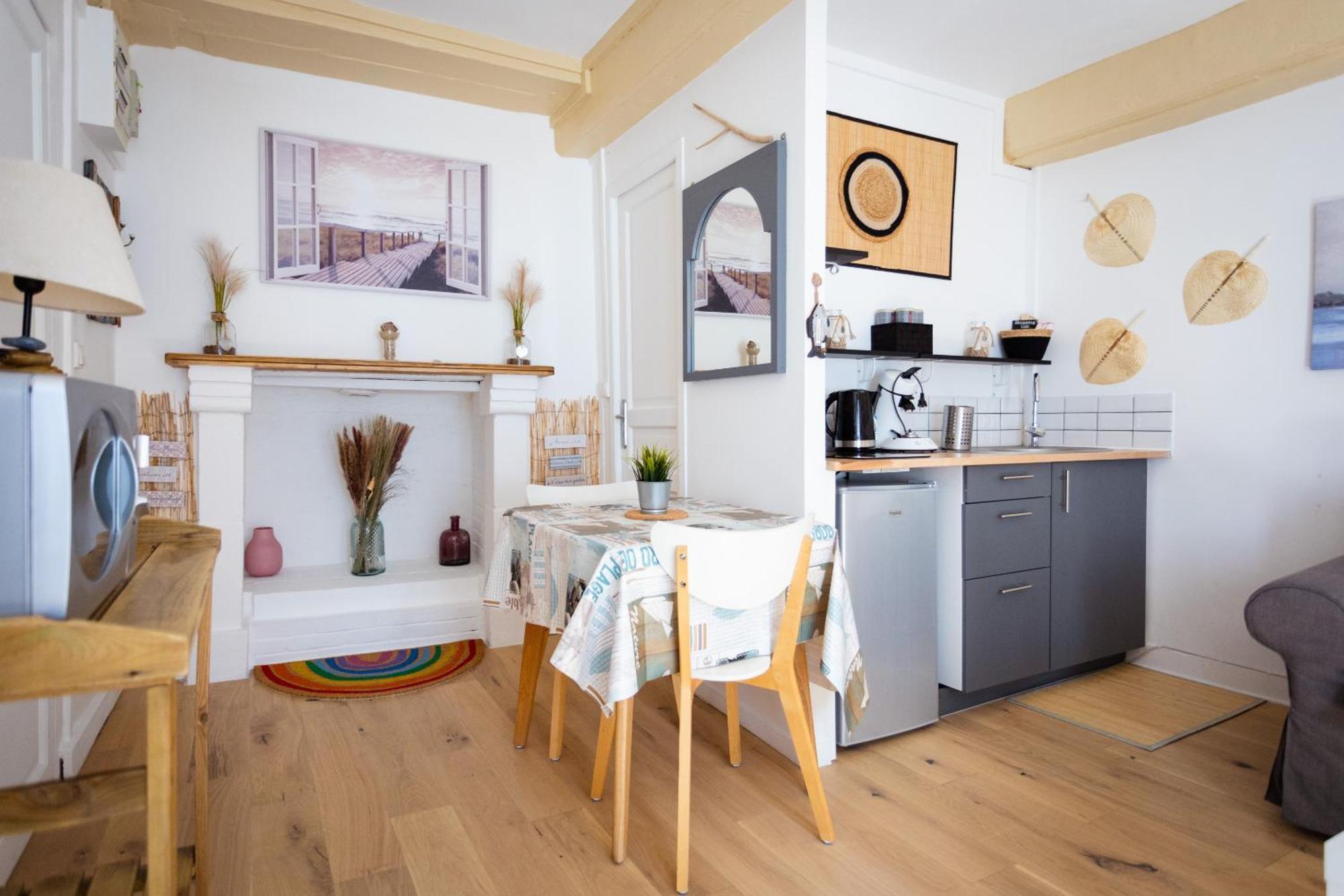 La Villa Au petit bonheur Honfleur Eksteriør billede